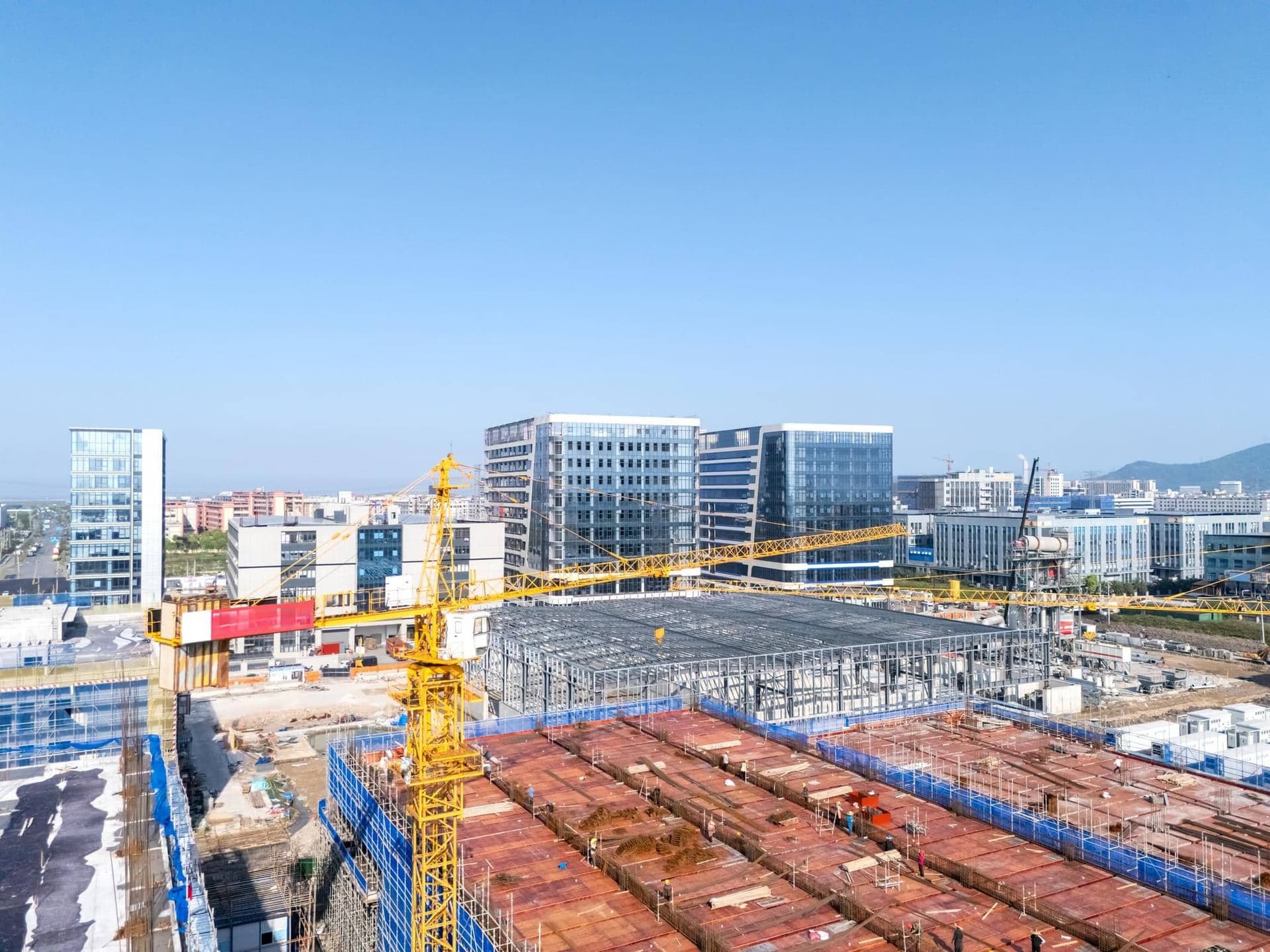 How PMES Helps Developers Minimise Delays and Maximise Efficiency